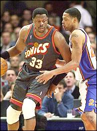 Ewing Backs Down Former Teammate Camby